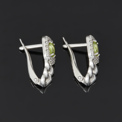 Серьги хризолит США (серебро 925 пр. родир. бел.) огранка