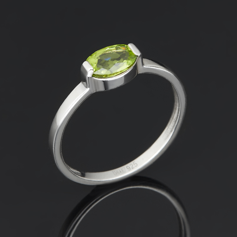 Кольцо хризолит США (серебро 925 пр. родир. бел.) огранка размер 17,5