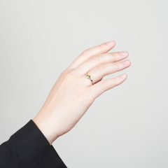 Кольцо хризолит США (серебро 925 пр. родир. бел.) огранка размер 17,5