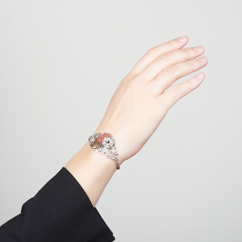 Браслет родонит Россия (серебро 925 пр. позолота, родир. бел.) 17&nbsp;см