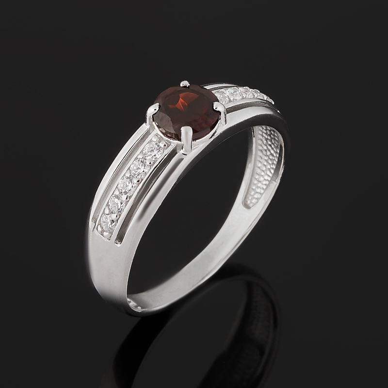 Кольцо гранат альмандин Индия (серебро 925 пр. родир. бел.) огранка размер 17