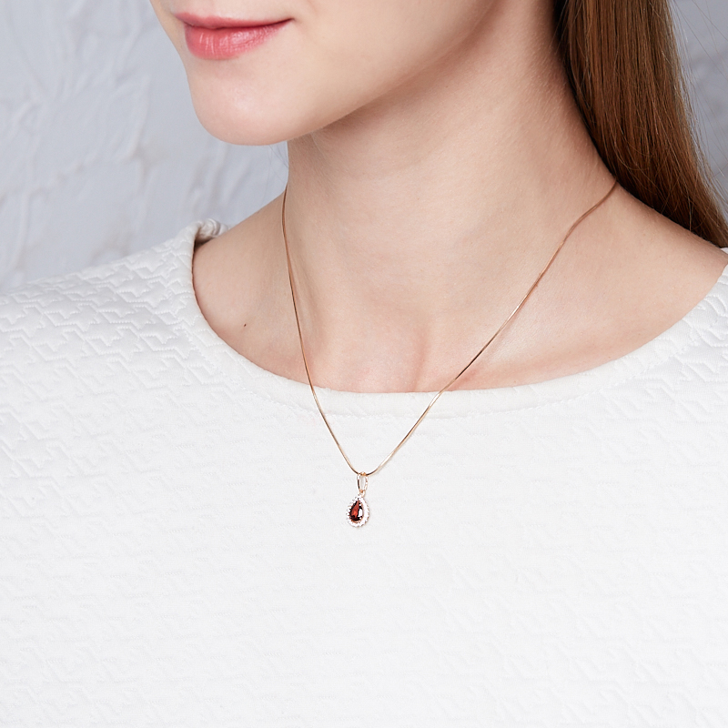 Кулон гранат альмандин Индия (серебро 925 пр. позолота) капля огранка