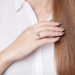 Кольцо гранат альмандин Индия (серебро 925 пр. родир. бел.) огранка размер 16,5