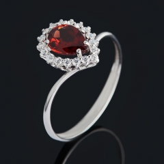 Кольцо гранат альмандин Индия (серебро 925 пр. родир. бел.) огранка размер 18