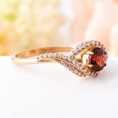 Кольцо гранат альмандин Индия огранка (серебро 925 пр. позолота) размер 17