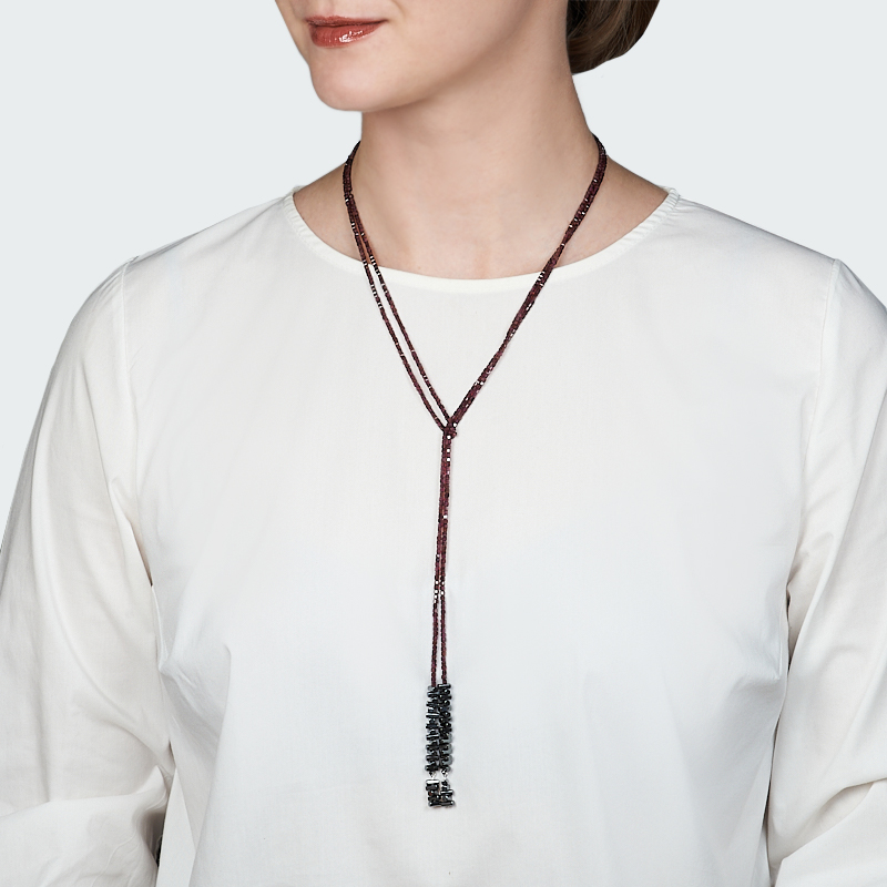Лариат микс гематит, гранат (сталь хир.) 145 см