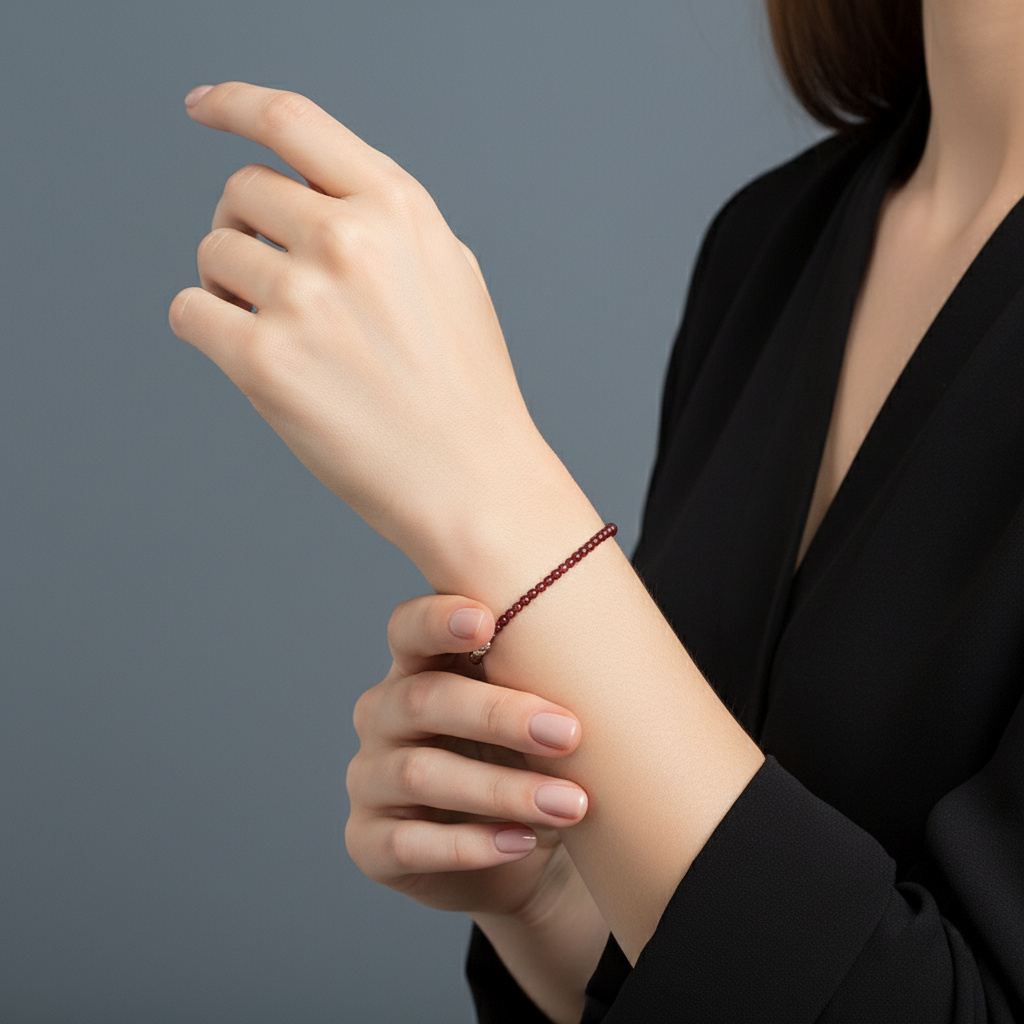 Браслет гранат альмандин Индия (сталь хир.) 2 мм 17 см (+3 см)