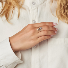 Кольцо лабрадор Мадагаскар (серебро 925 пр. родир. бел.) размер 17,5