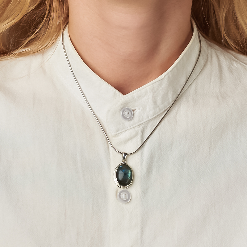 Кулон лабрадор Мадагаскар (серебро 925 пр. родир. бел.) овал