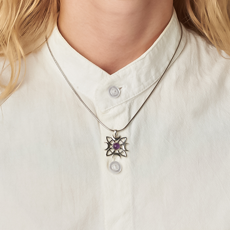 Кулон аметист Бразилия (серебро 925 пр. родир. бел.)