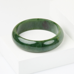 Браслет нефрит зеленый Россия цельный 19 см