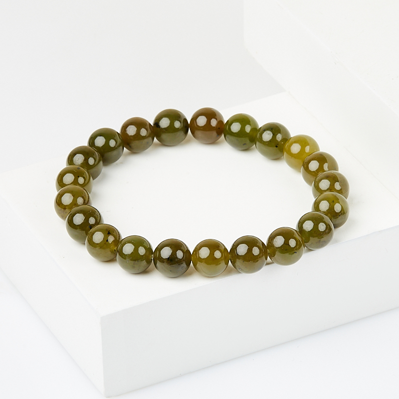 Браслет нефрит зеленый Россия 9 мм 17 см