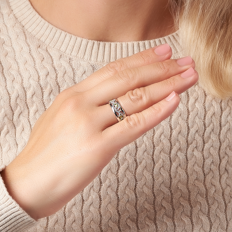 Кольцо хризолит США (серебро 925 пр. родир. бел.) огранка размер 17,5