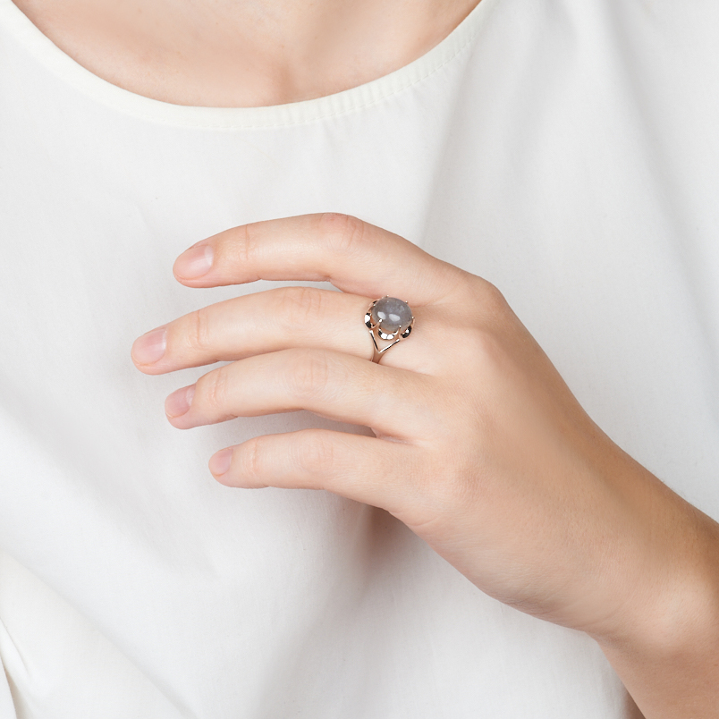 Кольцо лабрадор Мадагаскар (серебро 925 пр. родир. бел.) размер 19