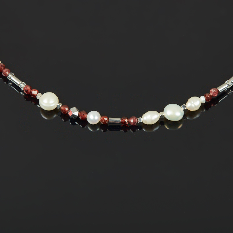 Бусы микс гематит, гранат, жемчуг (сталь хир.) 42 см (+7 см)