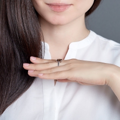 Кольцо раухтопаз Бразилия (серебро 925 пр. родир. бел.) огранка размер 17,5