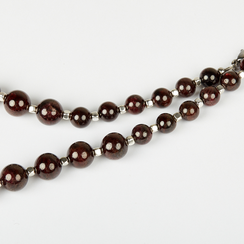 Бусы гранат альмандин Индия (сталь хир.) 55 см (+7 см)