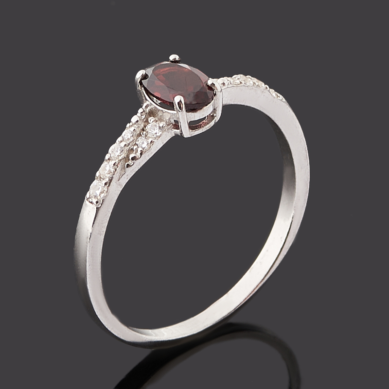 Кольцо гранат альмандин Индия (серебро 925 пр. родир. бел.) огранка размер 17,5