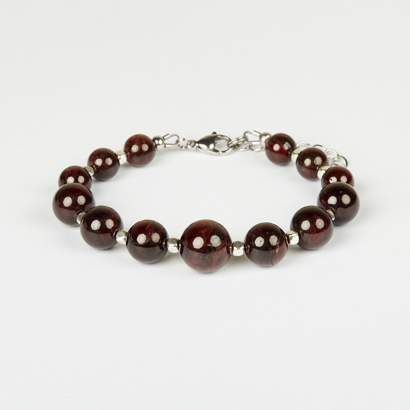 Браслет гранат альмандин Индия (сталь хир.) 17 см (+3 см)