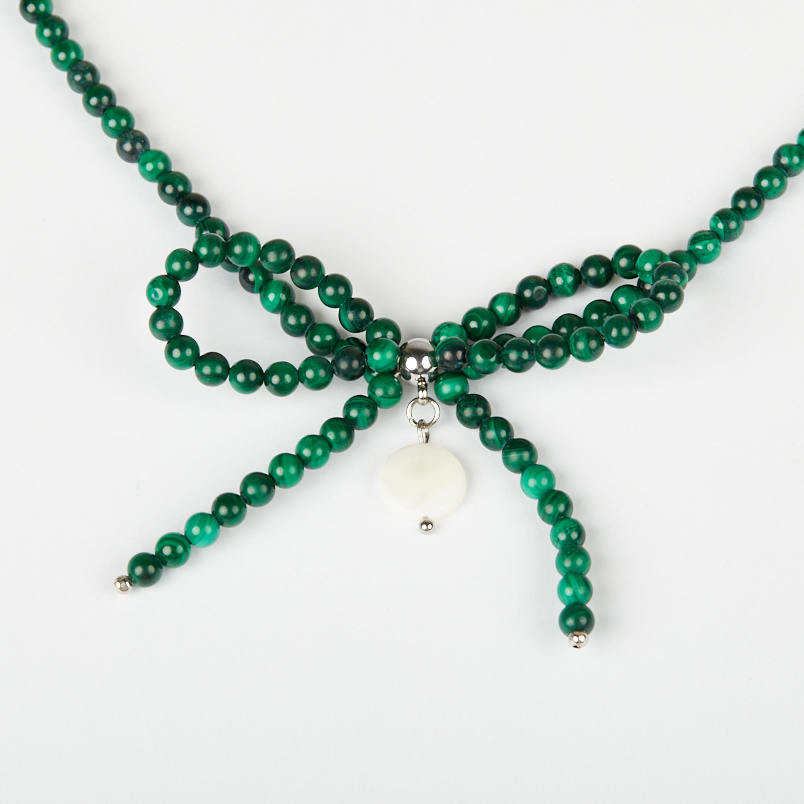 Бусы малахит Конго (сталь хир.) (колье) 4 мм 44 см (+7 см)