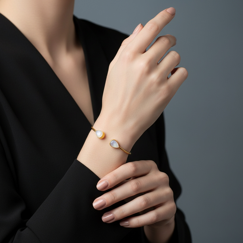 Браслет лунный камень (адуляр) Индия (латунь позолота) огранка 18 см (регулируемый)