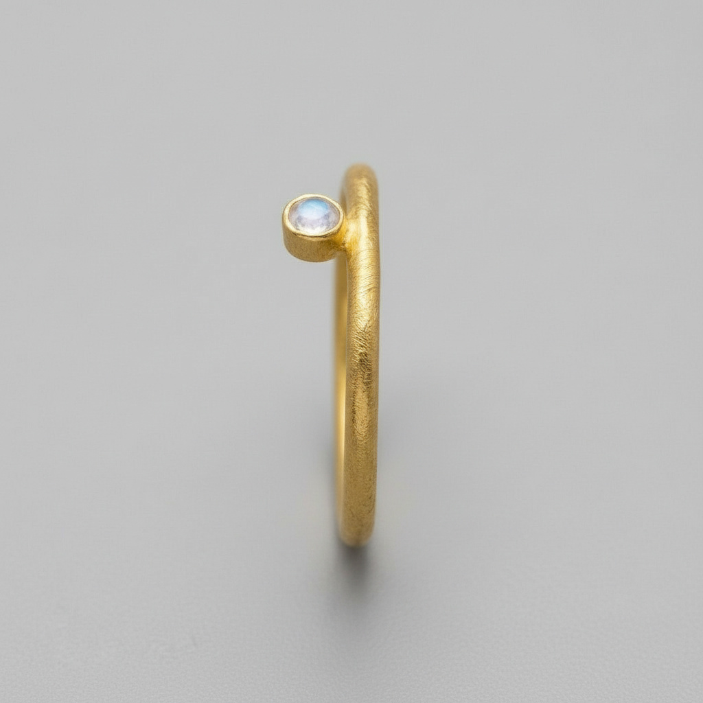 Кольцо лунный камень (адуляр) Индия (латунь позолота) огранка размер 16,5