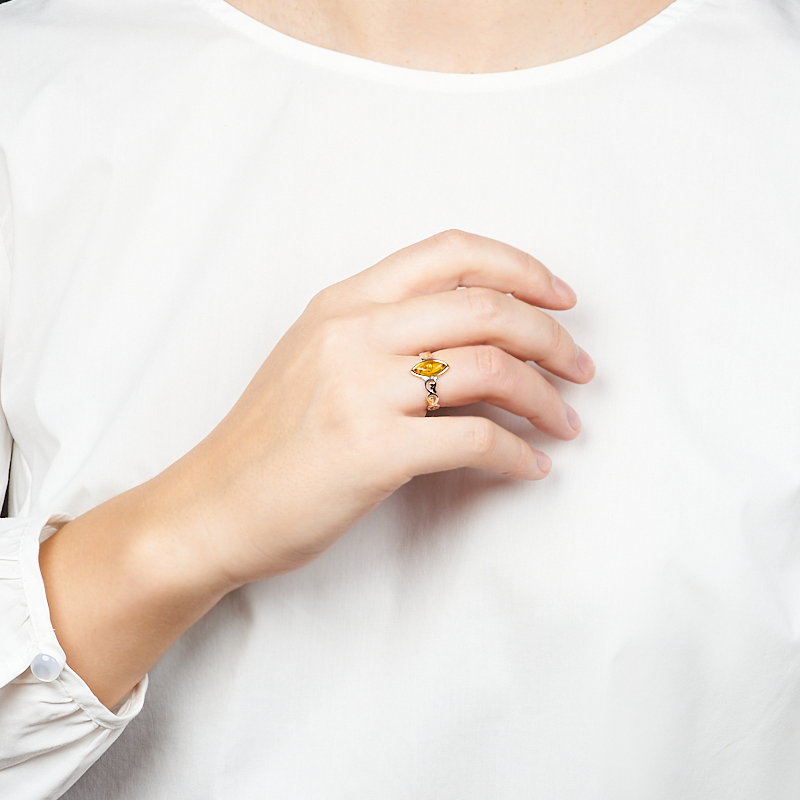 Кольцо янтарь Россия (серебро 925 пр. позолота, посеребр.) размер 17