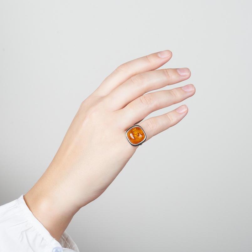 Кольцо янтарь Россия (серебро 925 пр. посеребр.) размер 16,5