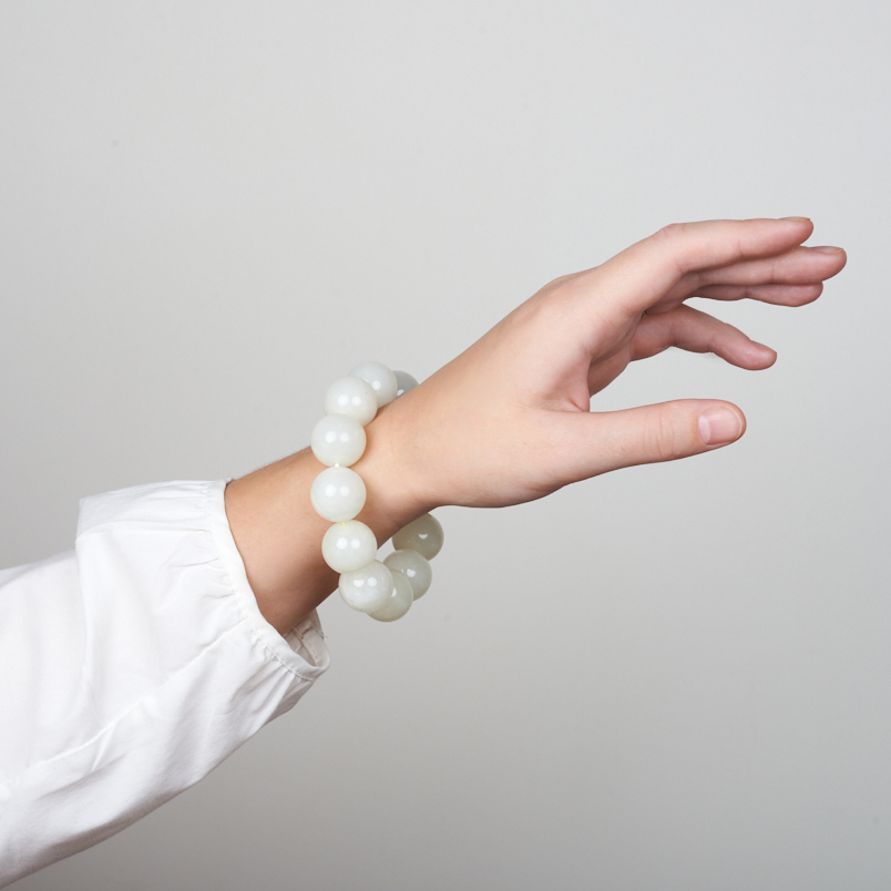 Браслет нефрит белый Россия 20 мм 19 см