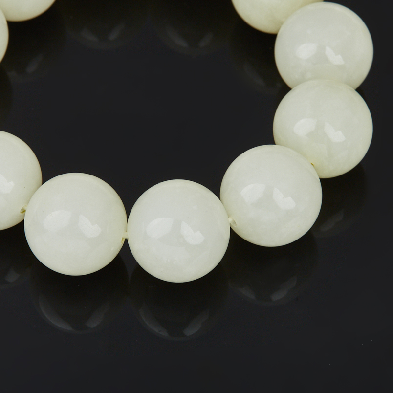 Браслет нефрит белый Россия 20 мм 19 см