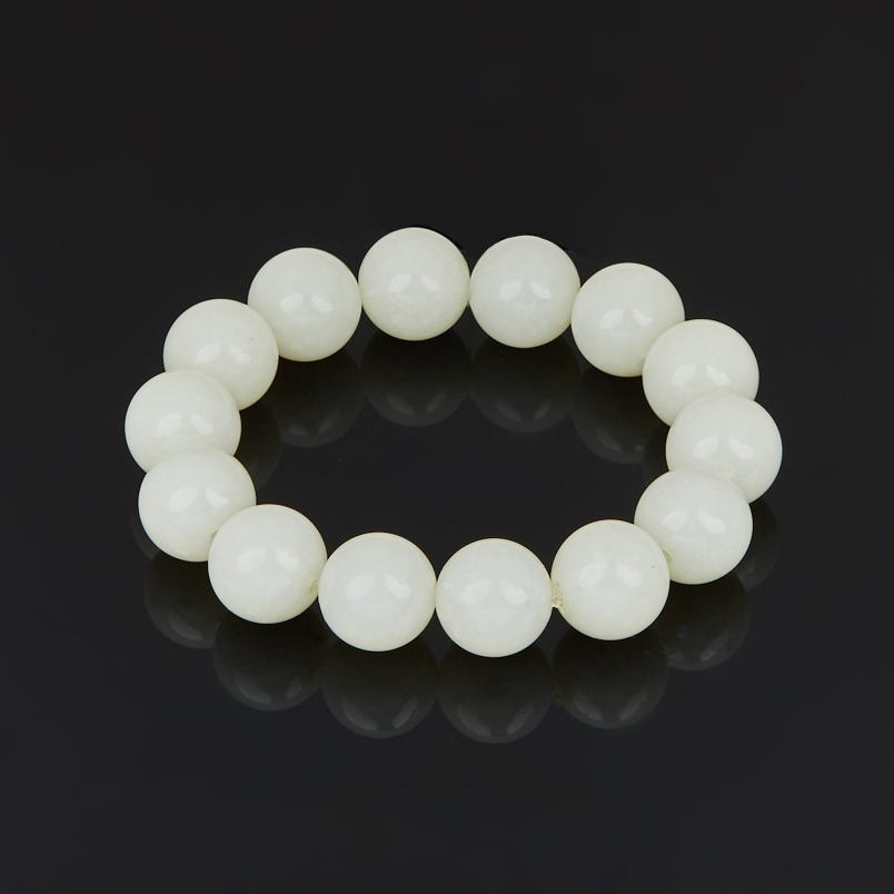 Браслет нефрит белый Россия 16 мм 18 см