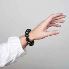 Браслет нефрит зеленый Россия 18 мм 16 см