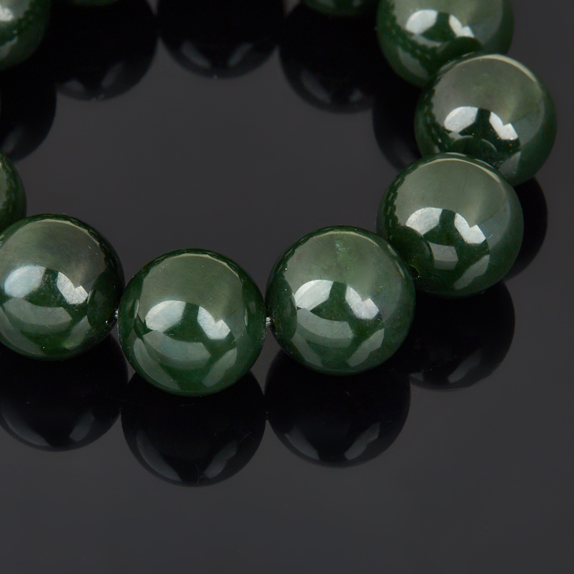 Браслет нефрит зеленый Россия 18 мм 16 см