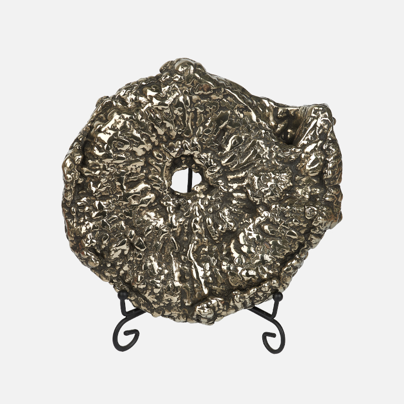 Окаменелость пиритизированная аммонит Россия 16-20 см (на подставке)