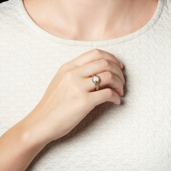 Кольцо опал благородный белый Эфиопия (серебро 925 пр. позолота, родир. сер.) размер 18