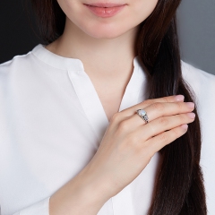 Кольцо опал благородный белый Эфиопия (серебро 925 пр. оксидир.) размер 17,5