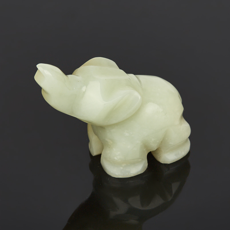 Слон нефрит белый Россия 4,5 см