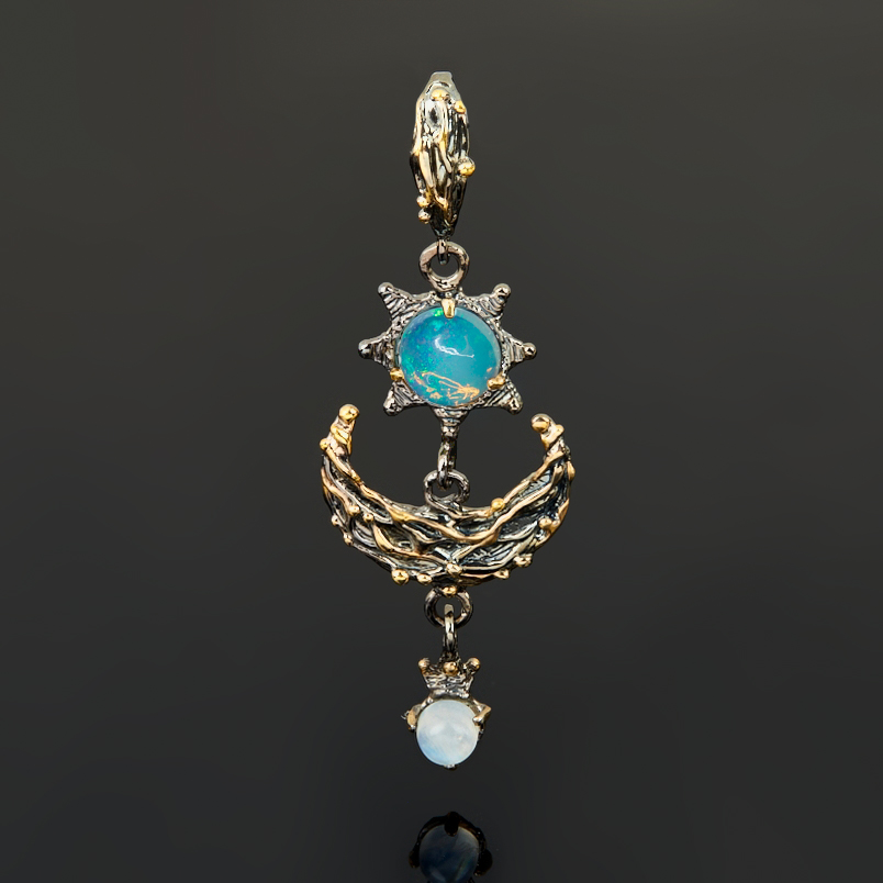 Кулон опал благородный белый Индия (серебро 925 пр. позолота, родир. черн.)