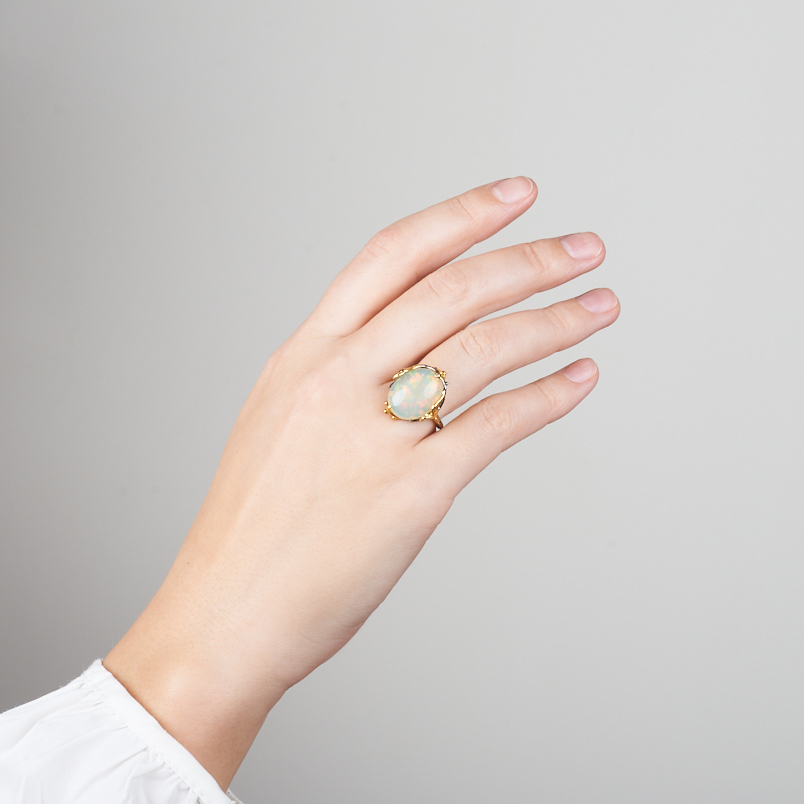 Кольцо опал благородный желтый Эфиопия (серебро 925 пр. позолота, родир. черн.) размер 18