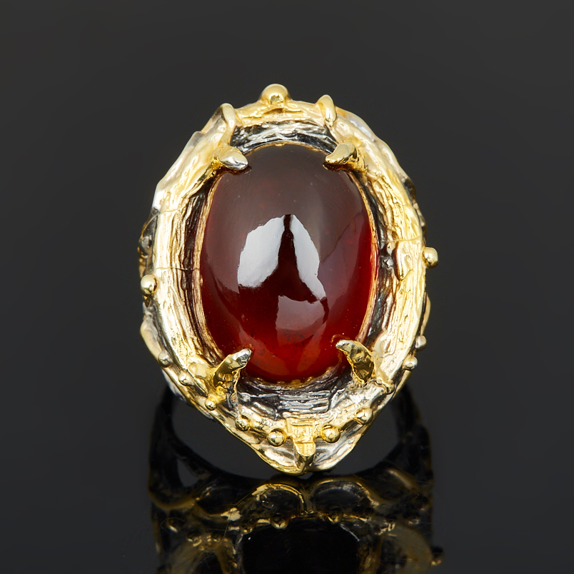 Кольцо гранат гессонит Нигерия (серебро 925 пр. позолота, родир. черн.) размер 17,5