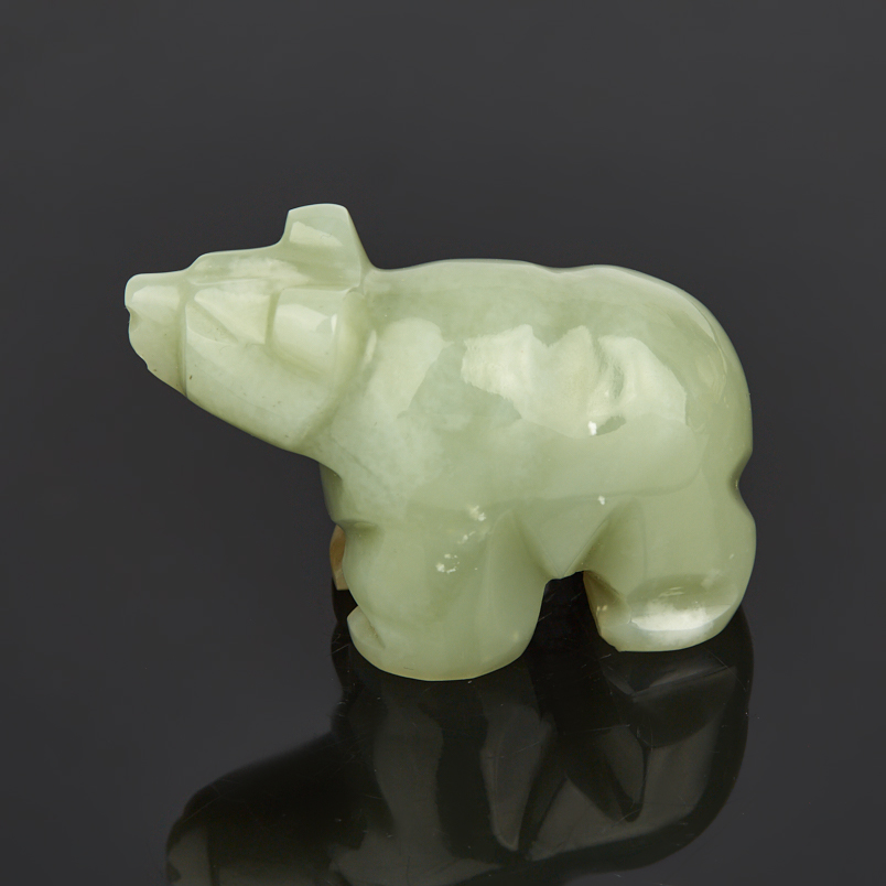 Медведь нефрит белый Россия 6 см