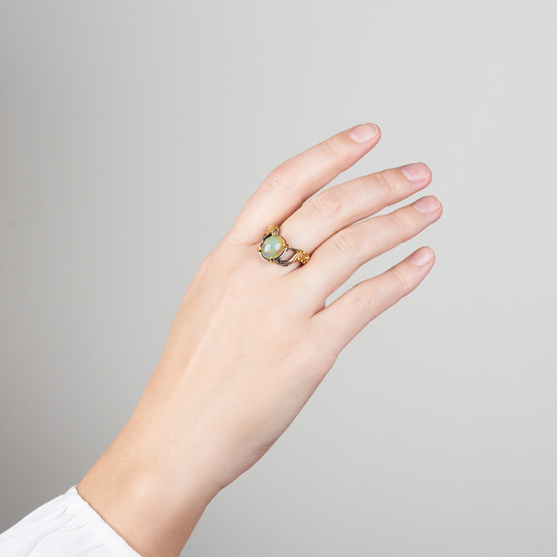 Кольцо опал благородный желтый Эфиопия (серебро 925 пр. позолота, родир. сер.) размер 19