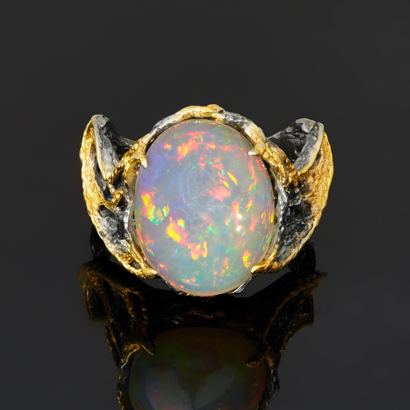 Кольцо опал благородный белый Эфиопия (серебро 925 пр. позолота, родир. черн.) размер 19