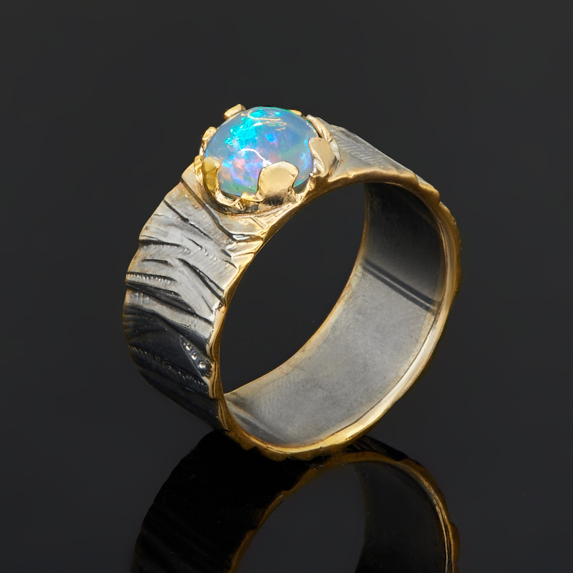 Кольцо опал благородный белый Эфиопия (серебро 925 пр. позолота, родир. сер.) размер 19
