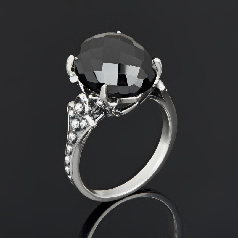 Кольцо шпинель черная Шри Ланка (серебро 925 пр. оксидир.) огранка размер 18,5