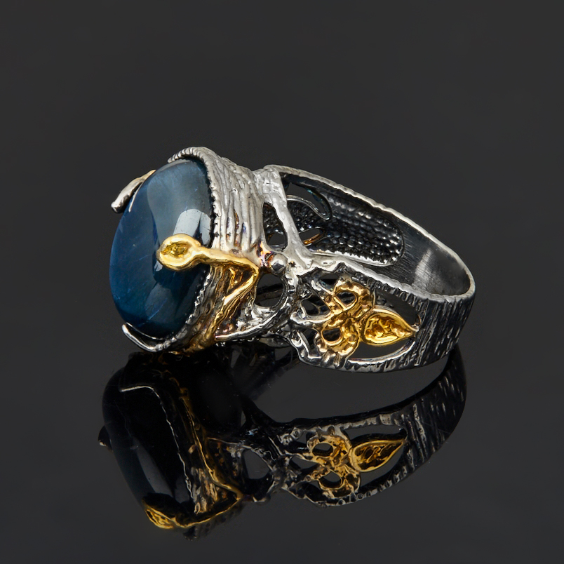 Кольцо звездчатый корунд Нигерия (серебро 925 пр. родир. сер. позолота) размер 17,5