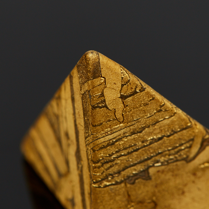 Образец метеорит Россия 2-3&nbsp;см