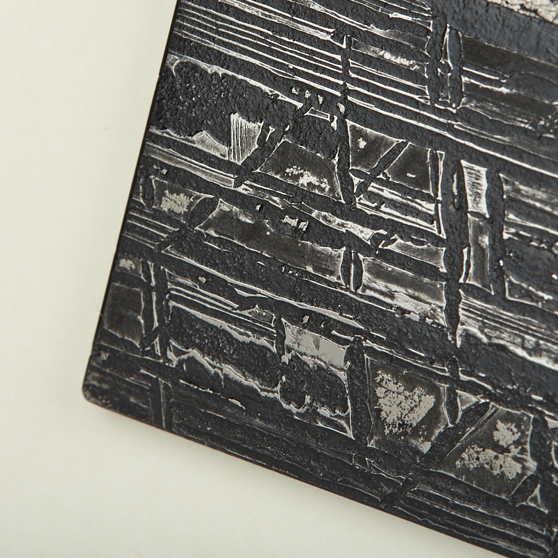 Срез метеорит Китай 9-12&nbsp;см (в рамке)