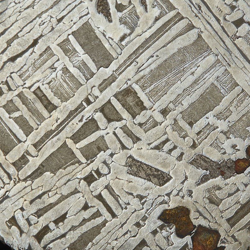 Срез метеорит Россия 16-20 см (на подставке)