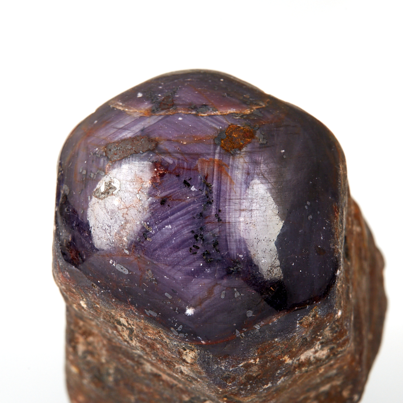 Образец корунд рубиновый Индия 4-5 см